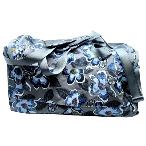 VERA BRADLEY~LARGE WEEKENDER TRAVEL BAG~CROSSBODY PACKABLE FLORAL BLUE GRAY - Picture 1 of 6
